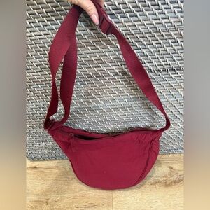 Uniqlo Round Shoulder Bag - Full Size, Burgundy